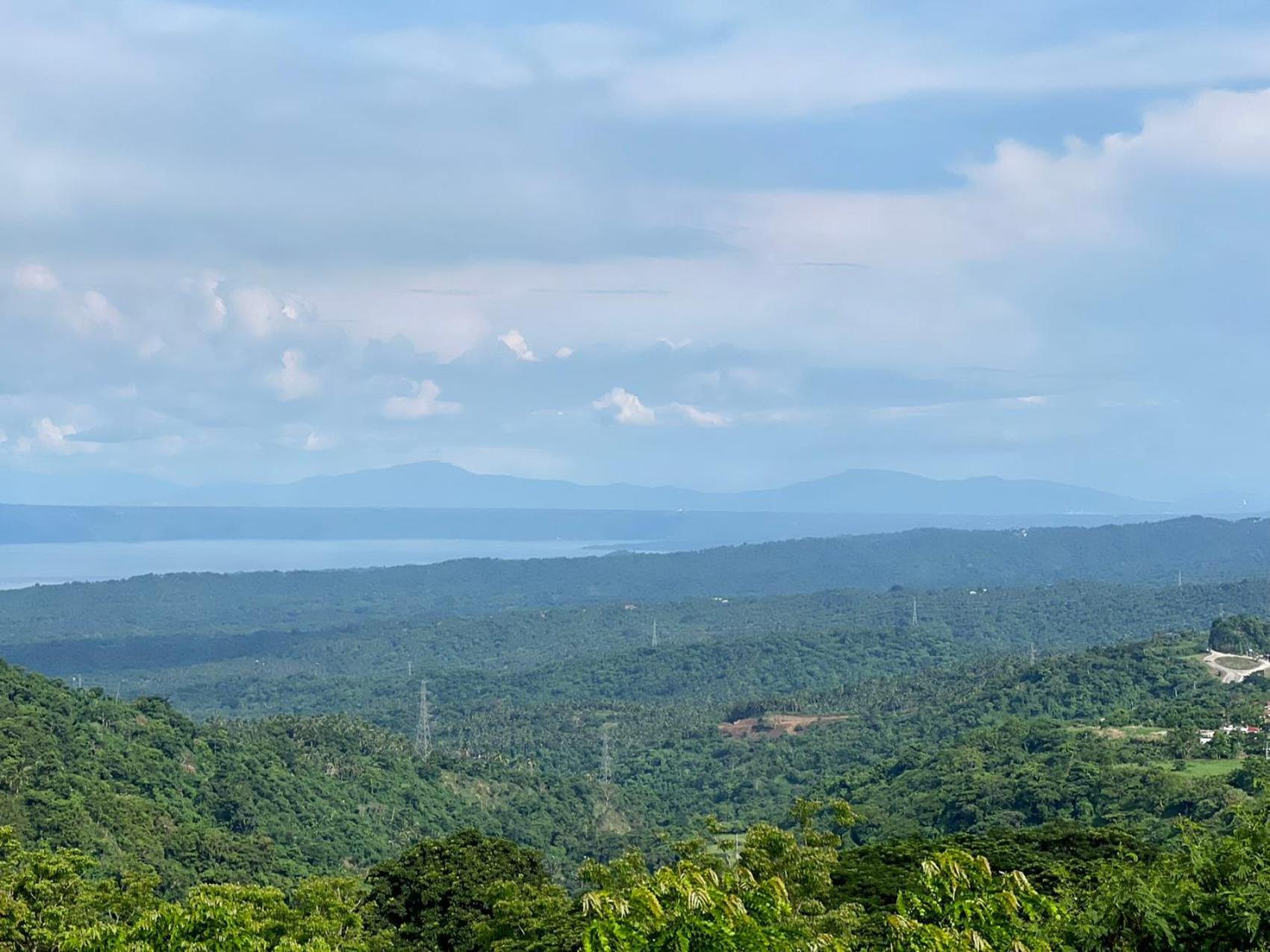 Splendido Tagagtay Taal Lake Staycation Free Parking Netflix No Free Pool Tagaytay City Exterior photo