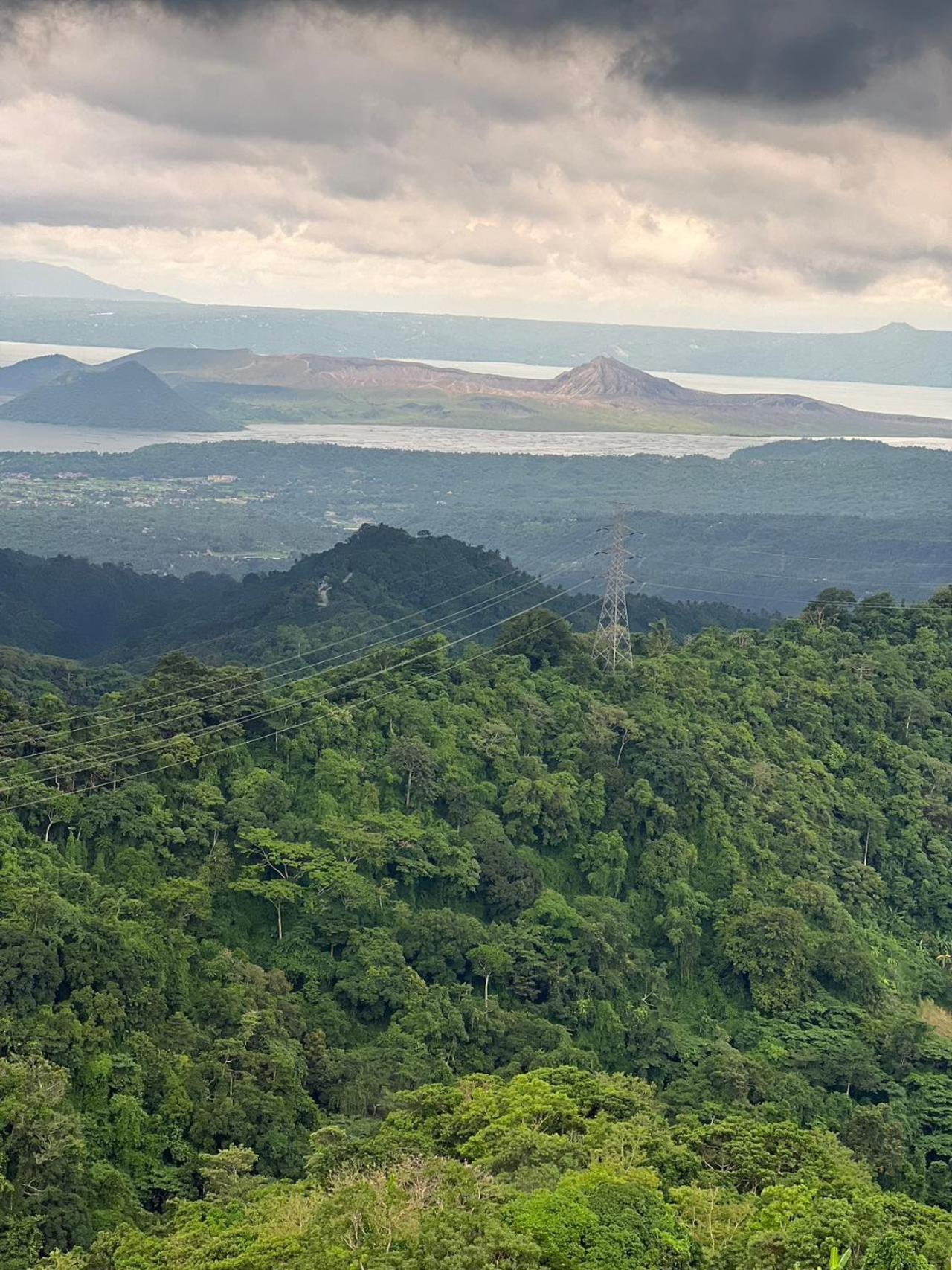 Splendido Tagagtay Taal Lake Staycation Free Parking Netflix No Free Pool Tagaytay City Exterior photo