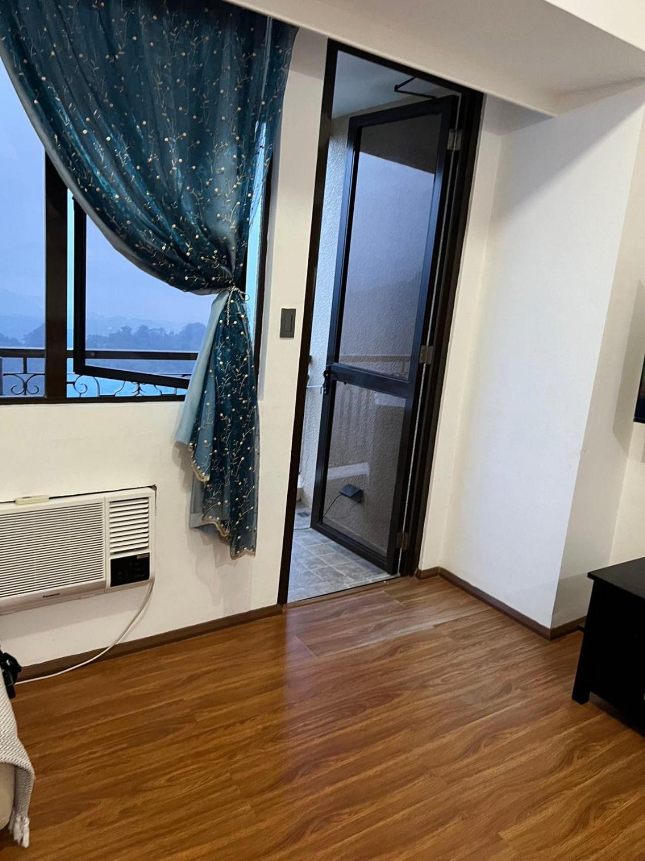 Splendido Tagagtay Taal Lake Staycation Free Parking Netflix No Free Pool Tagaytay City Exterior photo