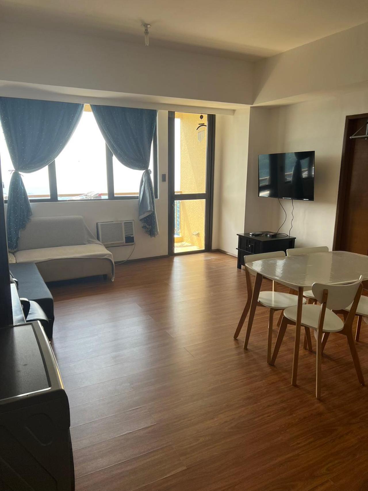 Splendido Tagagtay Taal Lake Staycation Free Parking Netflix No Free Pool Tagaytay City Exterior photo