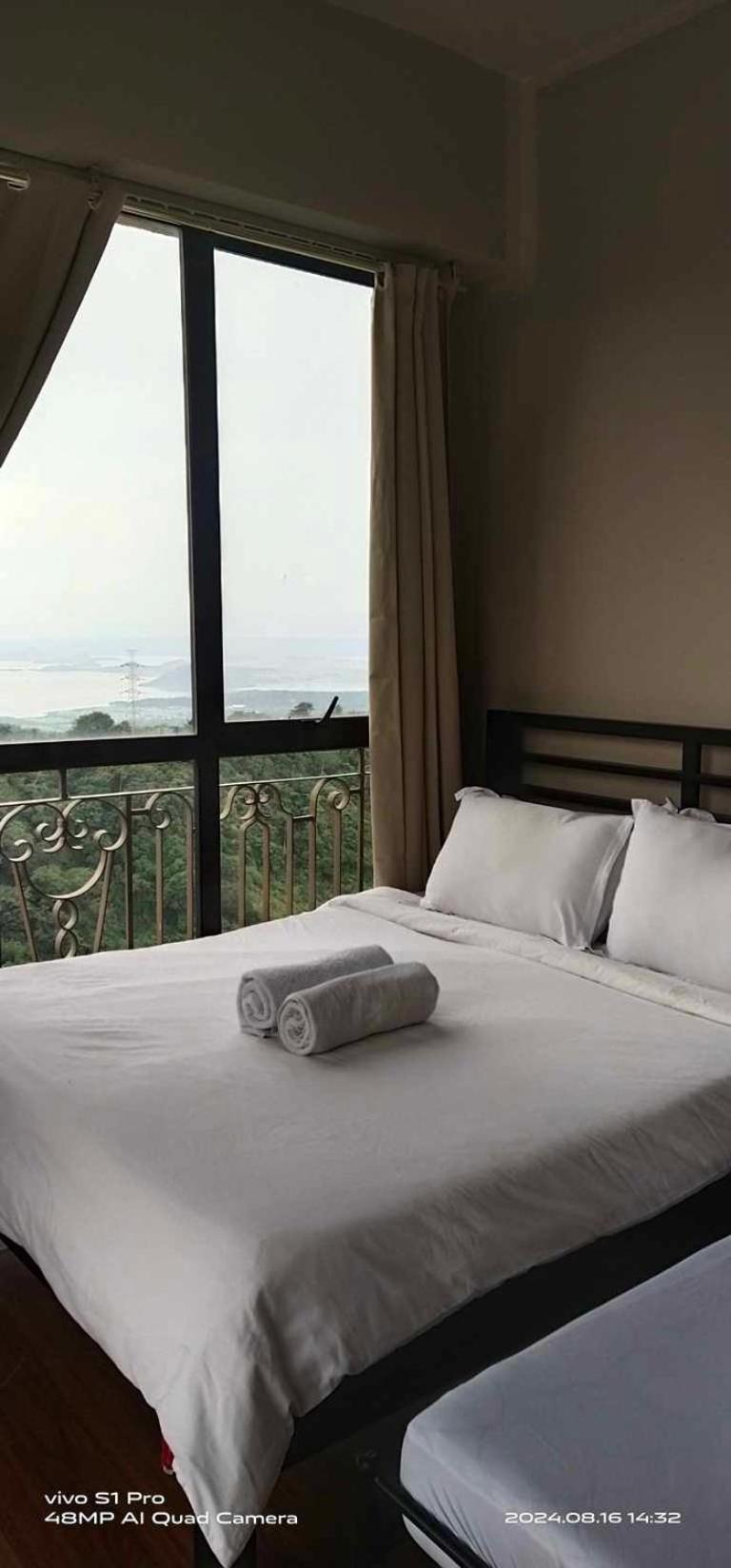 Splendido Tagagtay Taal Lake Staycation Free Parking Netflix No Free Pool Tagaytay City Exterior photo